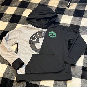 NBA Youth Celtics Black Hoodie with Green Emblem size M 10 / 12